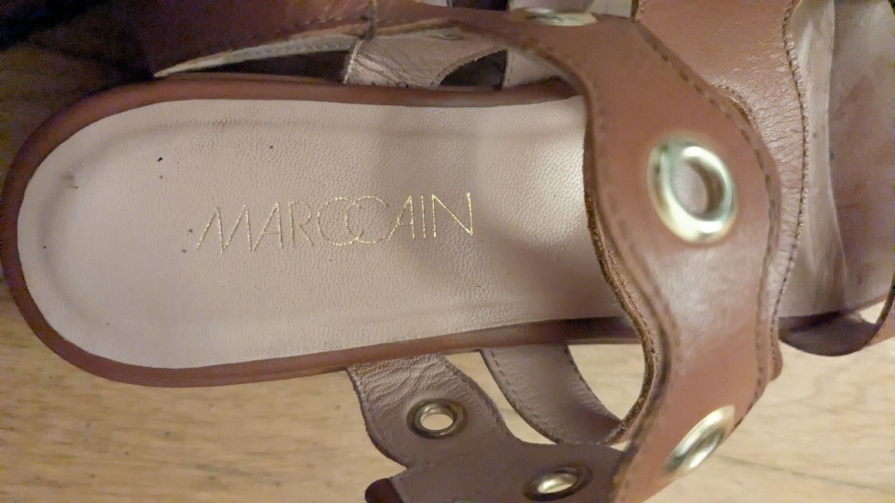 Marc Cain Damenschuhe: Marc Cain Platform Sandals 38, like new – Gebraucht aus Morges von aya_65lb 3