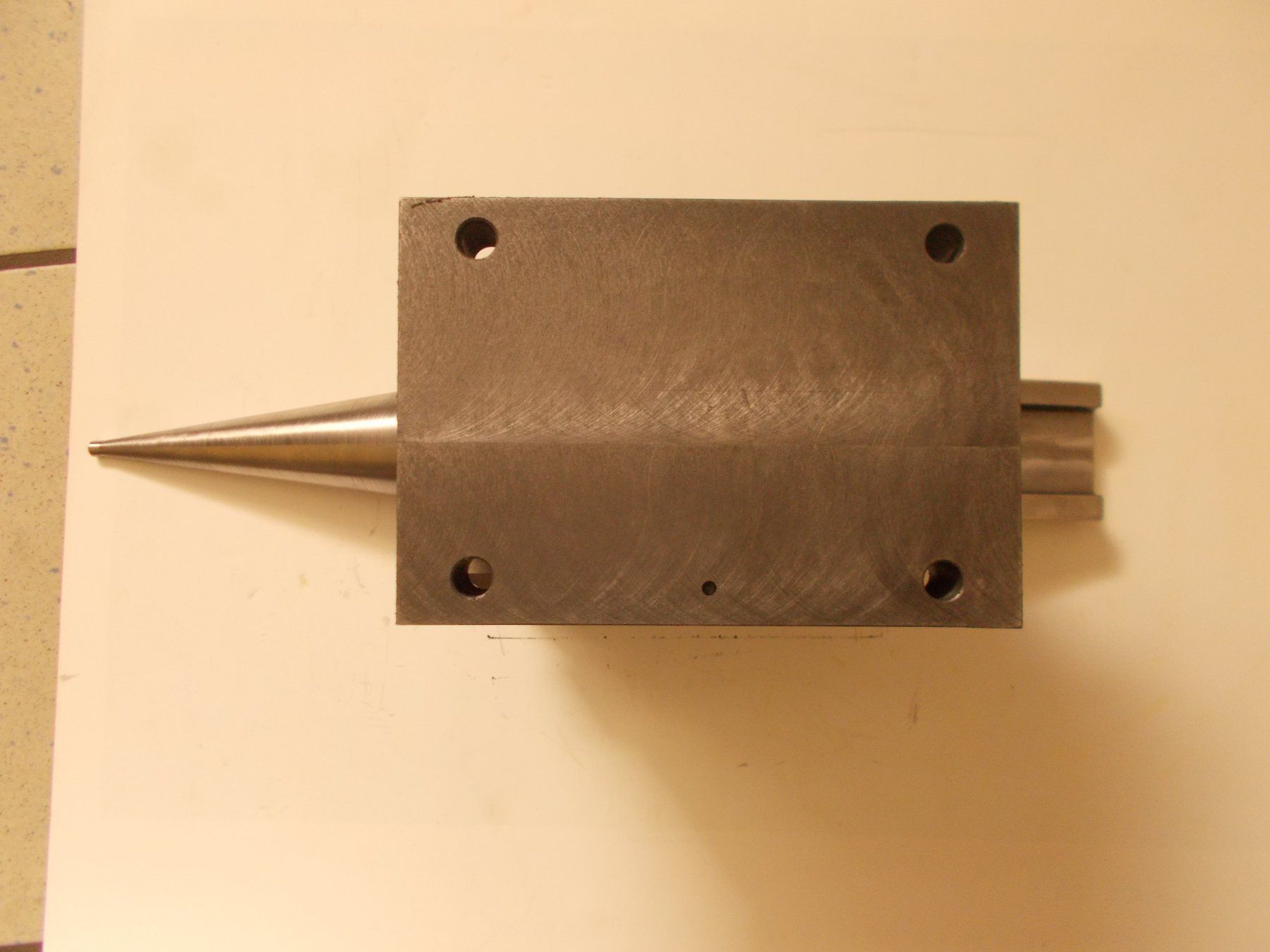 Attrezzi da lavoro: KLEINER AMBOSS METALL. 18 Kg. – Nuovo (secondo la descrizione) da Romanshorn venduto da Legere8 4