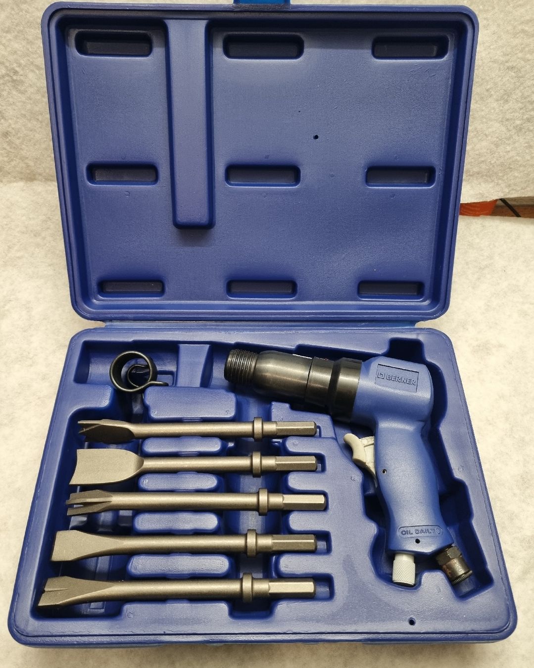 Berner Tutti gli attrezzi: Druckluft Meisselhammer Set – Nuovo e nell'imballaggio originale da Windisch venduto da Autotiger