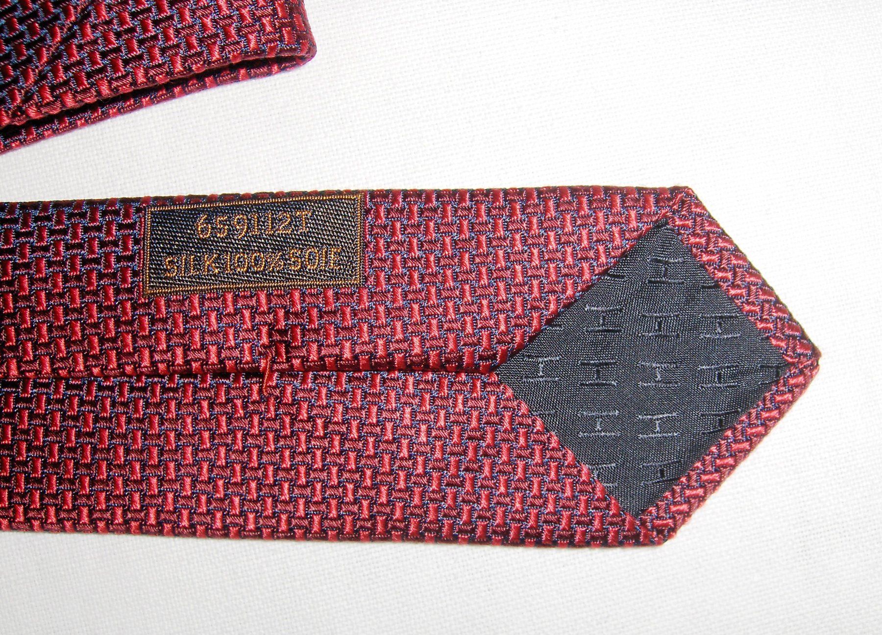 Hermès Cravatte: Hermès Krawatte mit Hermès Tüte – Usato da Dübendorf venduto da alracfo 2