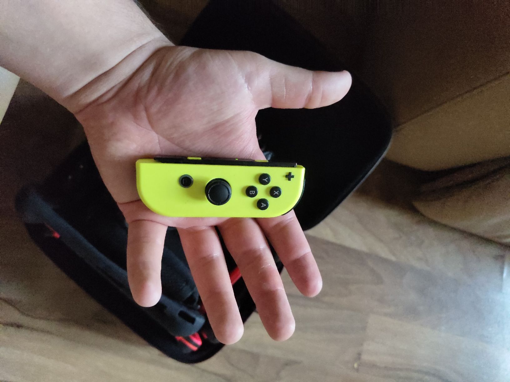 Nintendo Consoles: Nintendo switch V1 Good condition  – D'occasion à Zetzwil par FrlsNekomaJonny 2