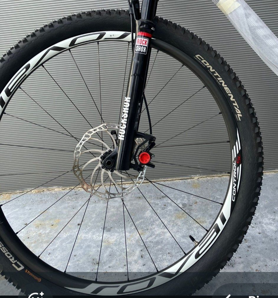 Specialized Pezzi di ricambio: Roval control SL carbon laufrader – Usato da Bosco Luganese venduto da pagnamen 3
