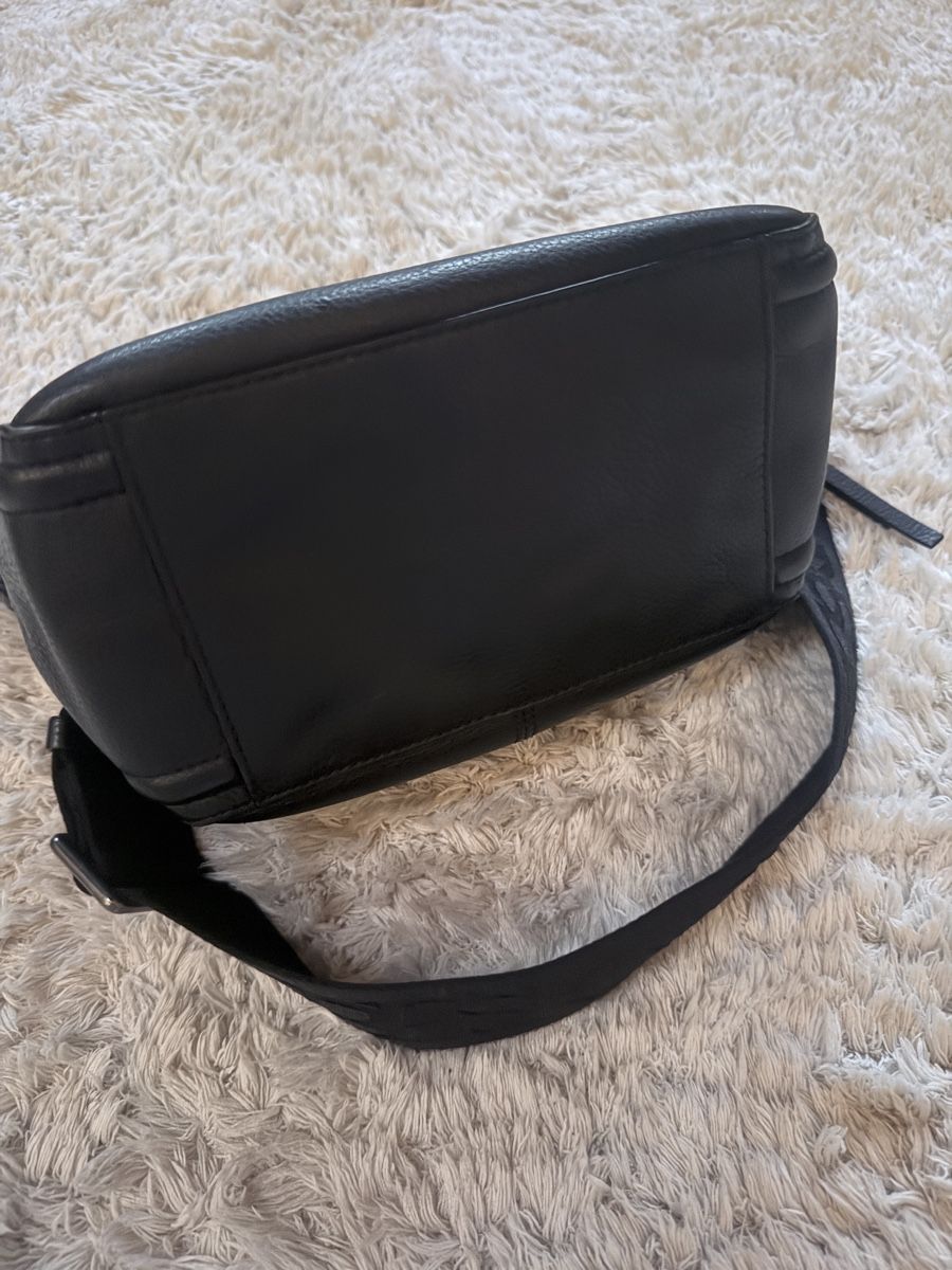 Liebeskind Taschen für Damen: Liebeskind Handtasche – Neu (gemäss Beschreibung) aus Boltigen von evelyne.bieri20 7