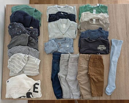 23-tlg. Herbst/Winter Kleider-Paket für einen Junge, Gr. 74