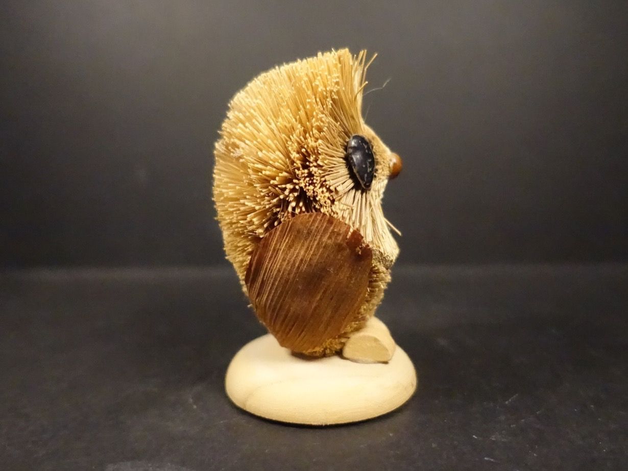 Statuette: Kleine Eule aus Stroh und Holz – Usato da Russikon venduto da Eulenfeder 3