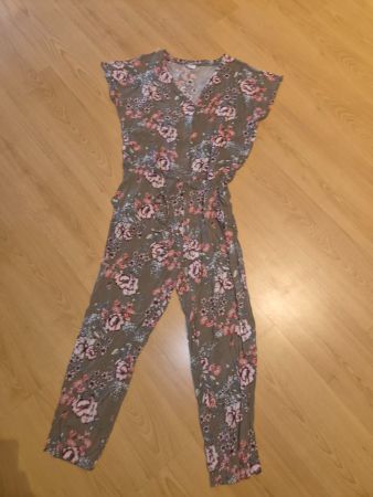 Sommerlicher Jumpsuit, Infinity Woman, Gr. 46, Khaki, Floral