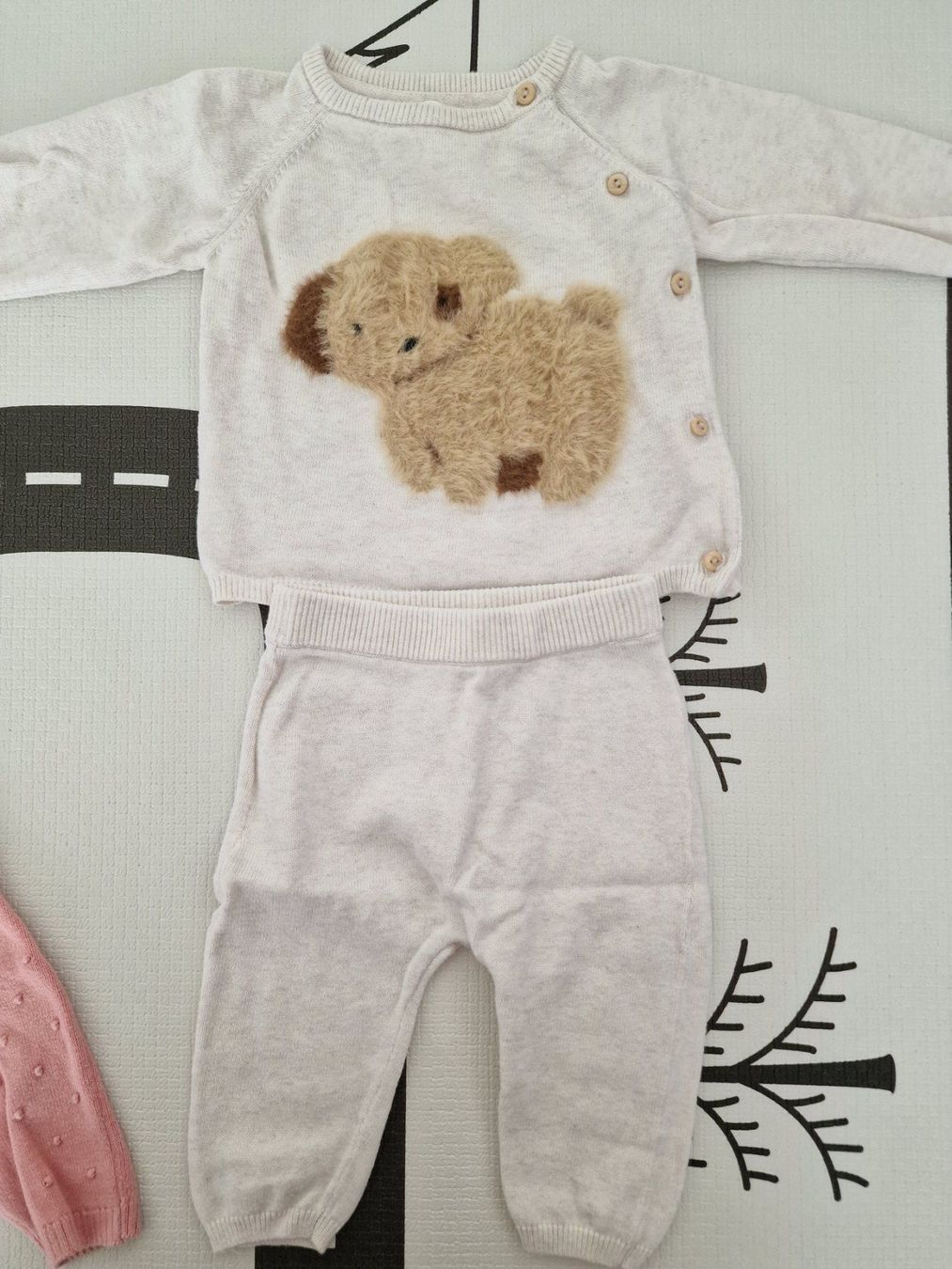 Maglioni & Felpe: Baby Strick Pullover Outfit / Set – Größe 62 – Usato da Zug venduto da DanielHirsbrunner 1