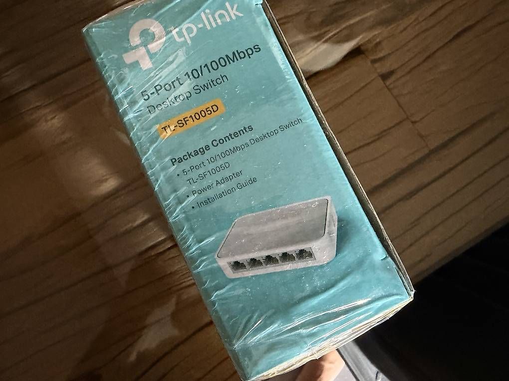 Hubs & Switches: tp-link 5-Port 10/100Mbps Desktop Switch TL-SF1005D – Gebraucht aus Hitzkirch von DM_7 1