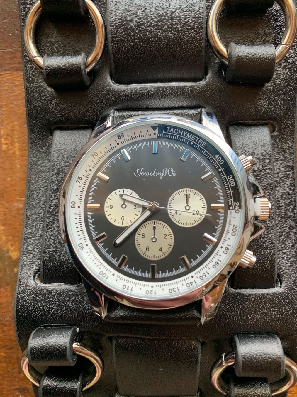 Orologi: Armbanduhr (Neu). – Nuovo e nell'imballaggio originale da Huttwil venduto da Nedja0