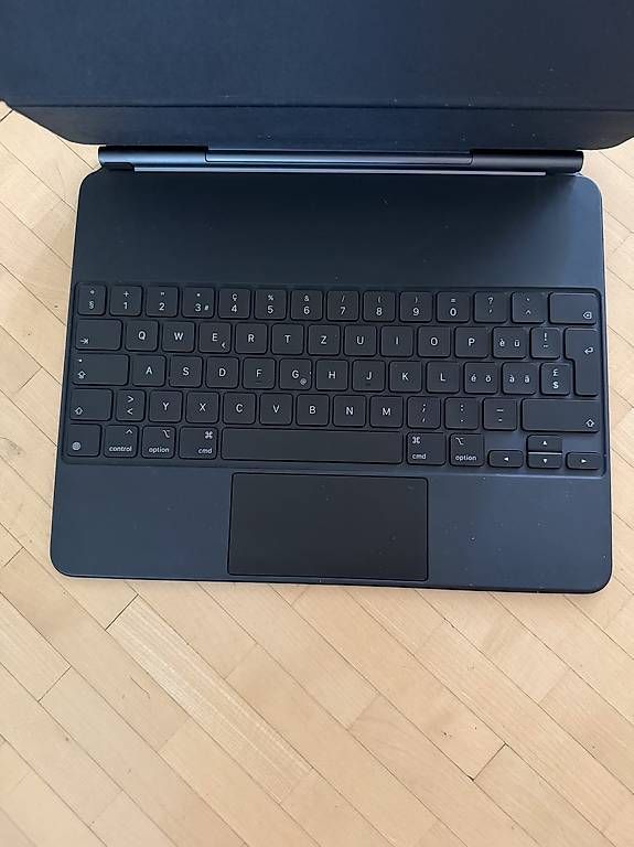 Tastaturen: original Apple iPad Magic Keyboard 12.9" Model A2480 – Gebraucht aus Scherzingen von polini42 1