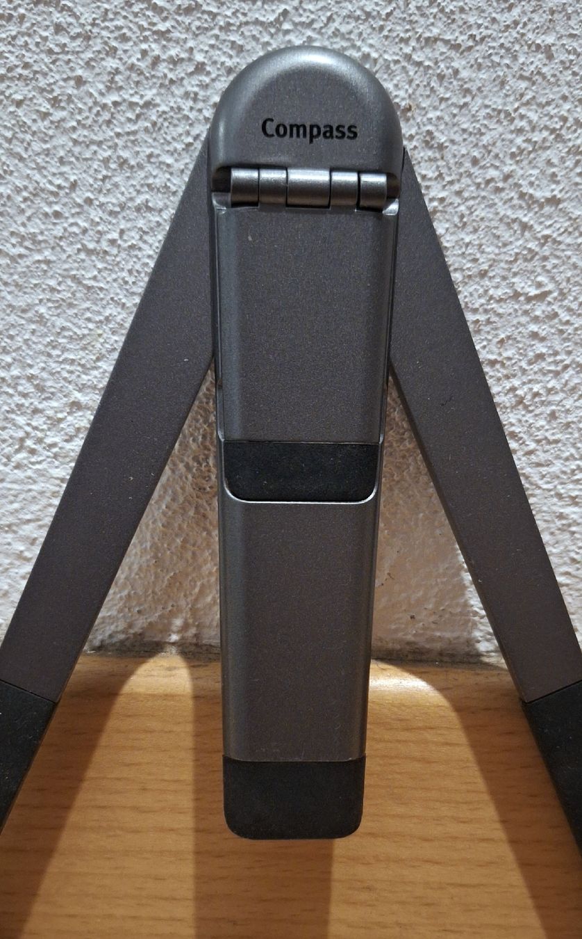 Altro per computer & reti: Stativ silber/grau Marke Compass guter Zustand – Usato da Emmenbrücke venduto da abu_9mj8 1