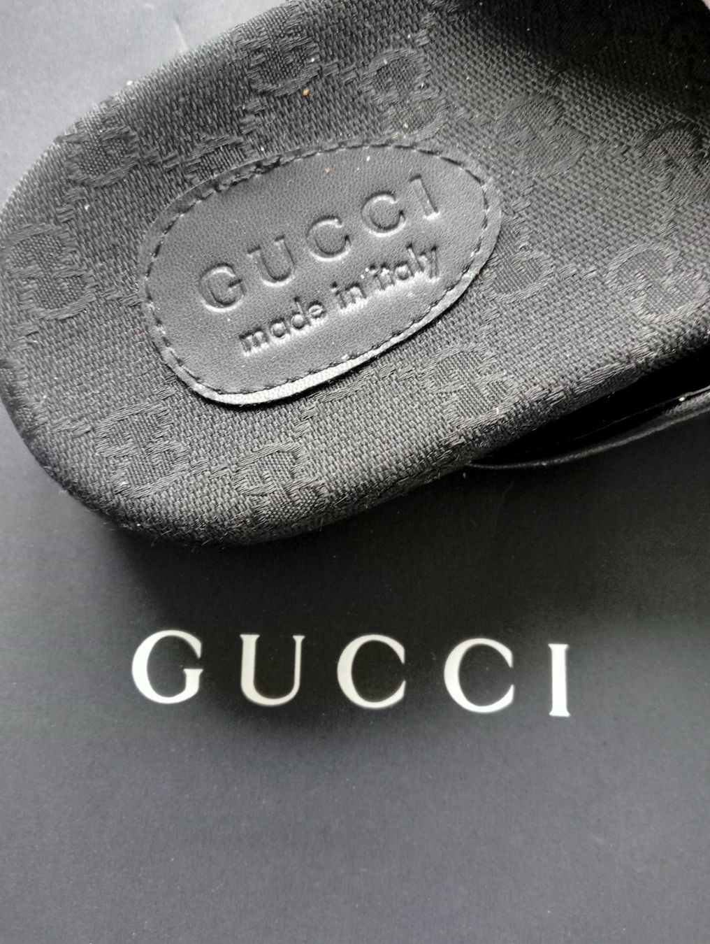 Gucci Scarpe da uomo: Gucci slide sandals – Nuovo (secondo la descrizione) da Oberdorf NW venduto da ale_6r6c 1