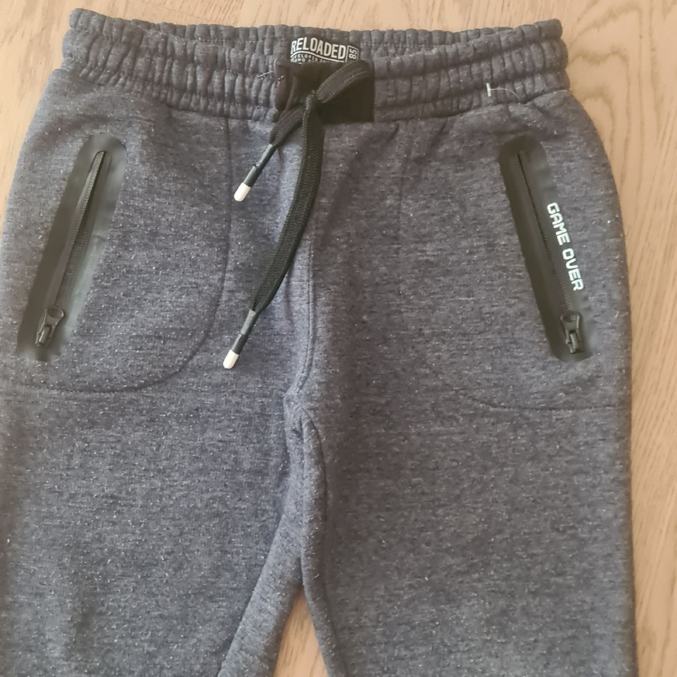 Pantalons: Trainer Hose Gr. 134/140 – D'occasion à Steinen par turbogeiss99 7