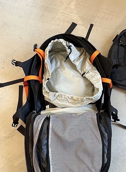 Zaini: Reiserucksack, Kofferrucksack – Usato da Basel venduto da rao_hfg5 3