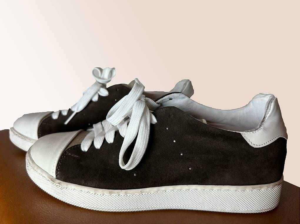 Scarpe da uomo: Braune Sneaker 42 – Usato da Kriens venduto da SupiDupiDeal 1