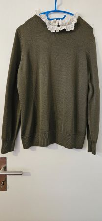 Lässiger Strickpulli mit Bluseneinsatz Gr.44/46 Oliv & Creme