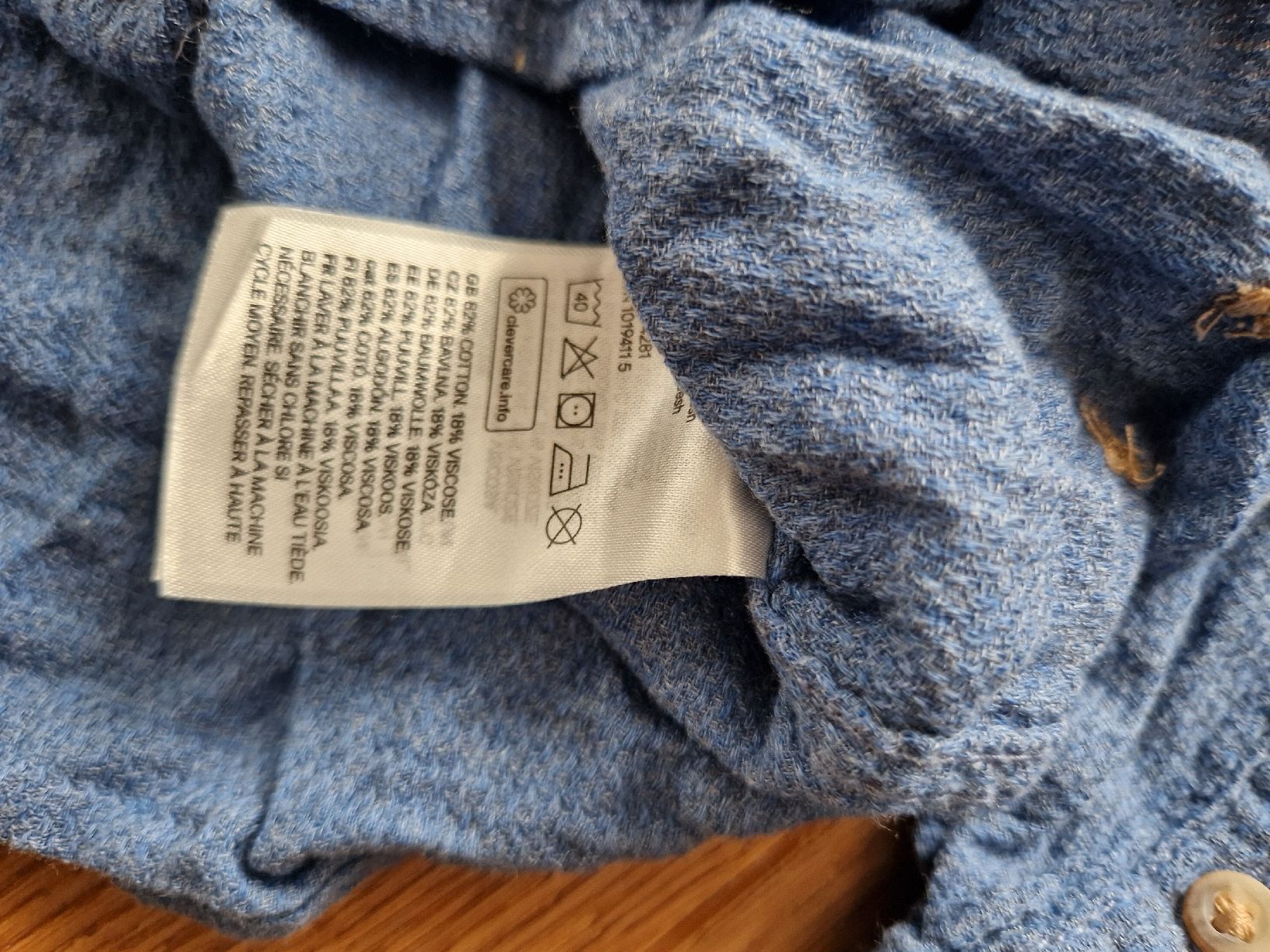 H&M Hemden, T-Shirts & Polos: H&M Hemd Grösse 104 – Gebraucht aus Eschenbach SG von SanFranciscoCalifornia 2