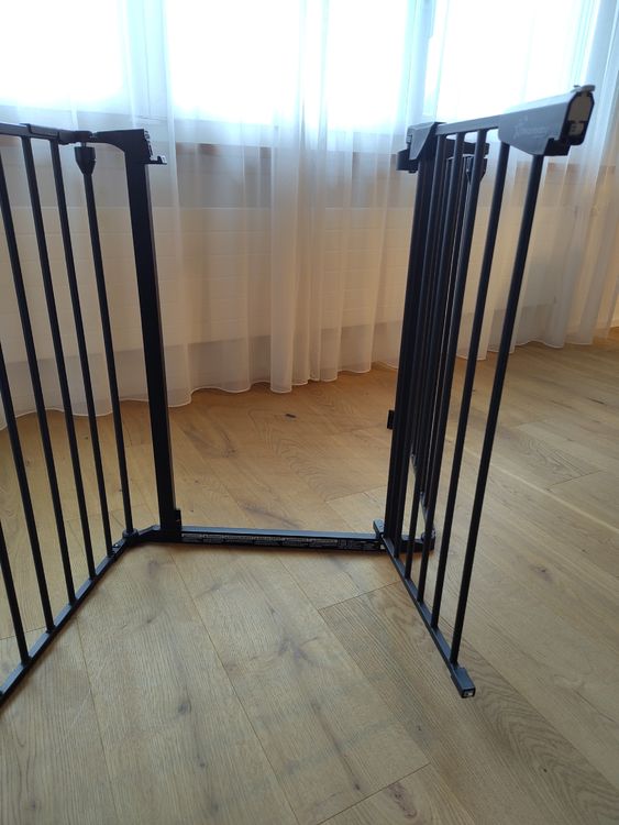 Sécurité: Flexibles Treppenschutzgitter schwarz – D'occasion à Lützelflüh-Goldbach par wankdorfer 1