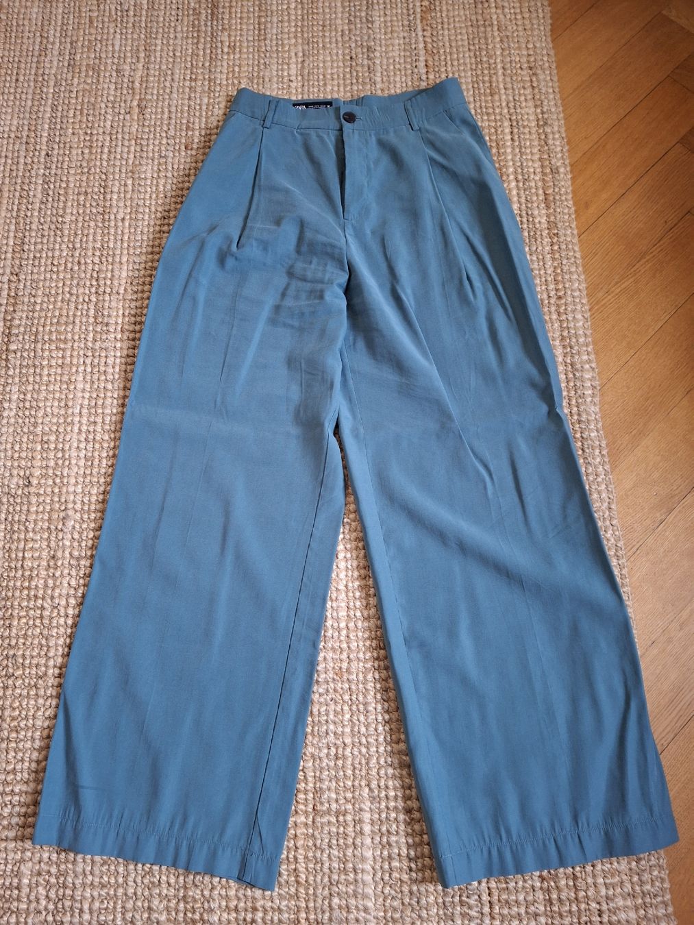 Zara Pantaloni: Pantalon Zara M bleu vert – Usato da Lausanne venduto da Cognitia