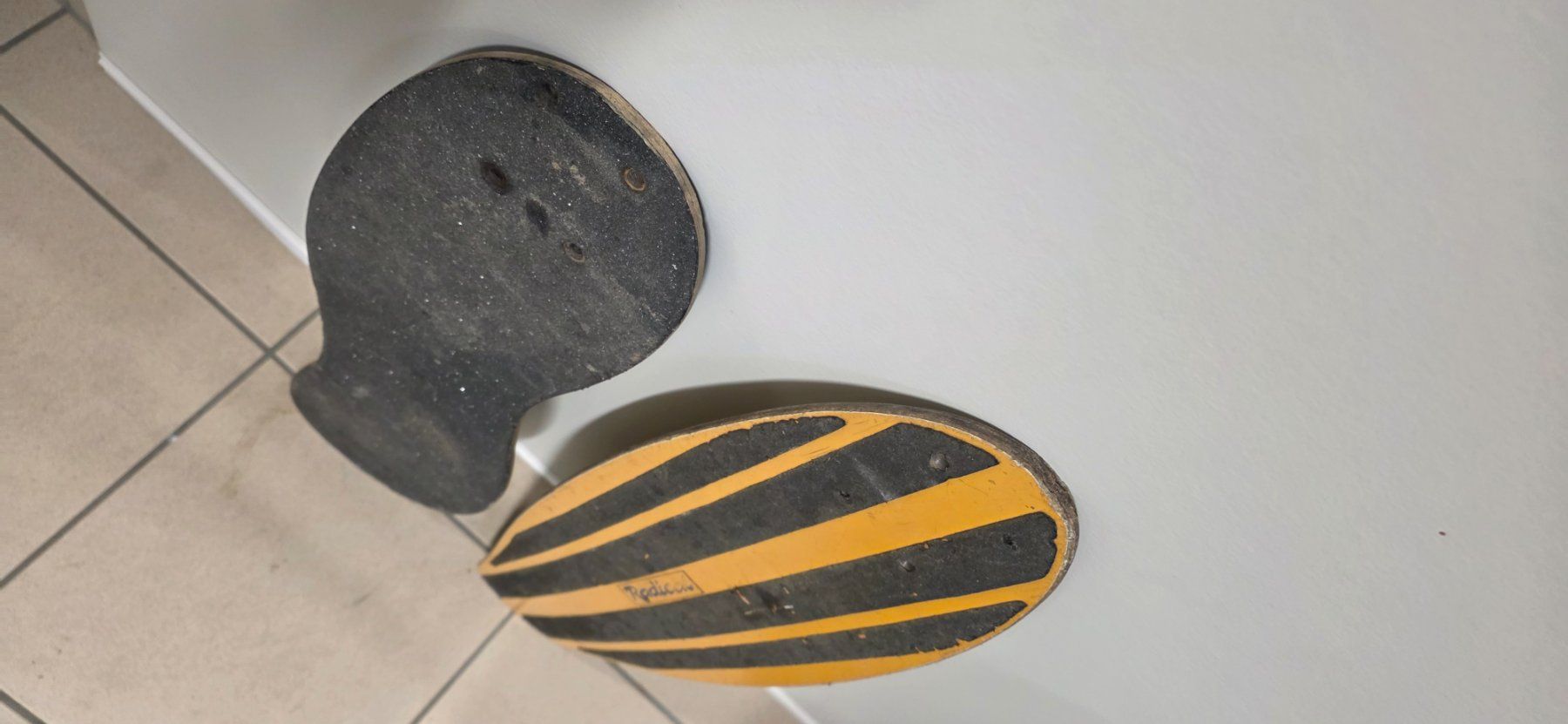 Skateboards: 2 Vintage Radical Skateboards – Usato da Zürich venduto da spin23 7