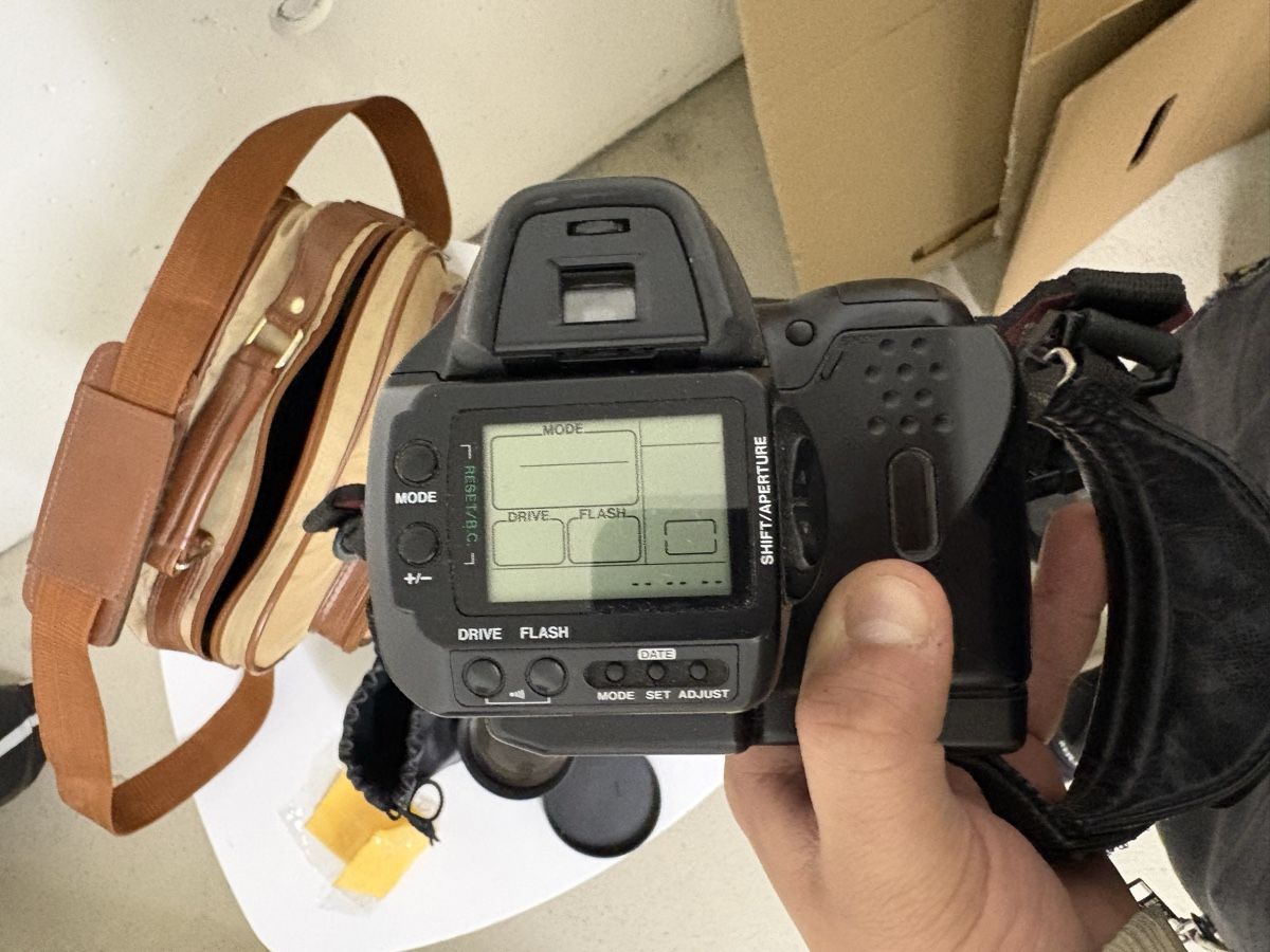 Fotocamera: Olympus IS-3 DLX Spiegelreflexkamera, – Usato da Tuggen venduto da erk22.12 1