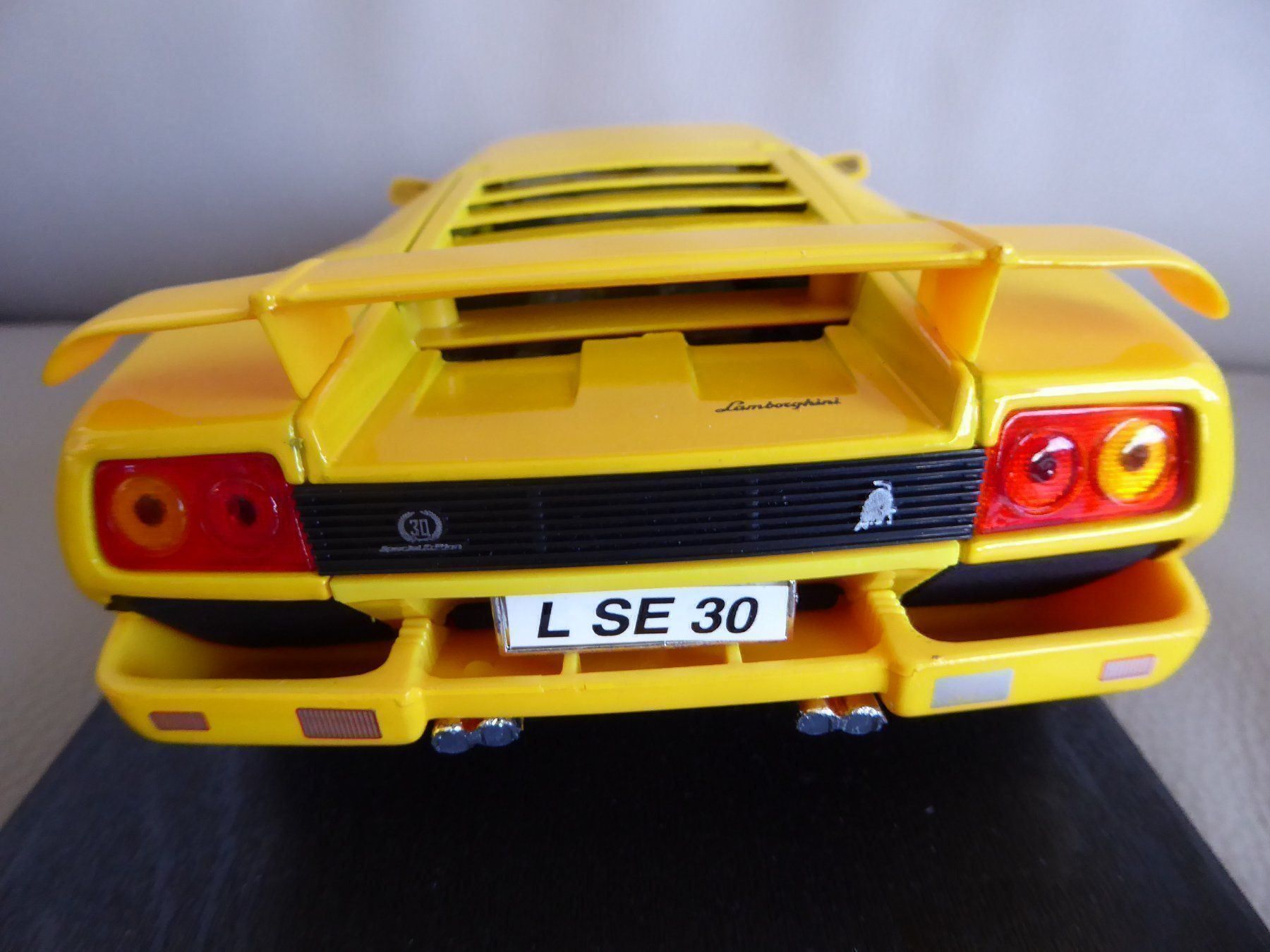 Lamborghini Modellautos: Lamborghini SE 1994/1995 1:18 – Neu (gemäss Beschreibung) aus Hettlingen von Zambole 1