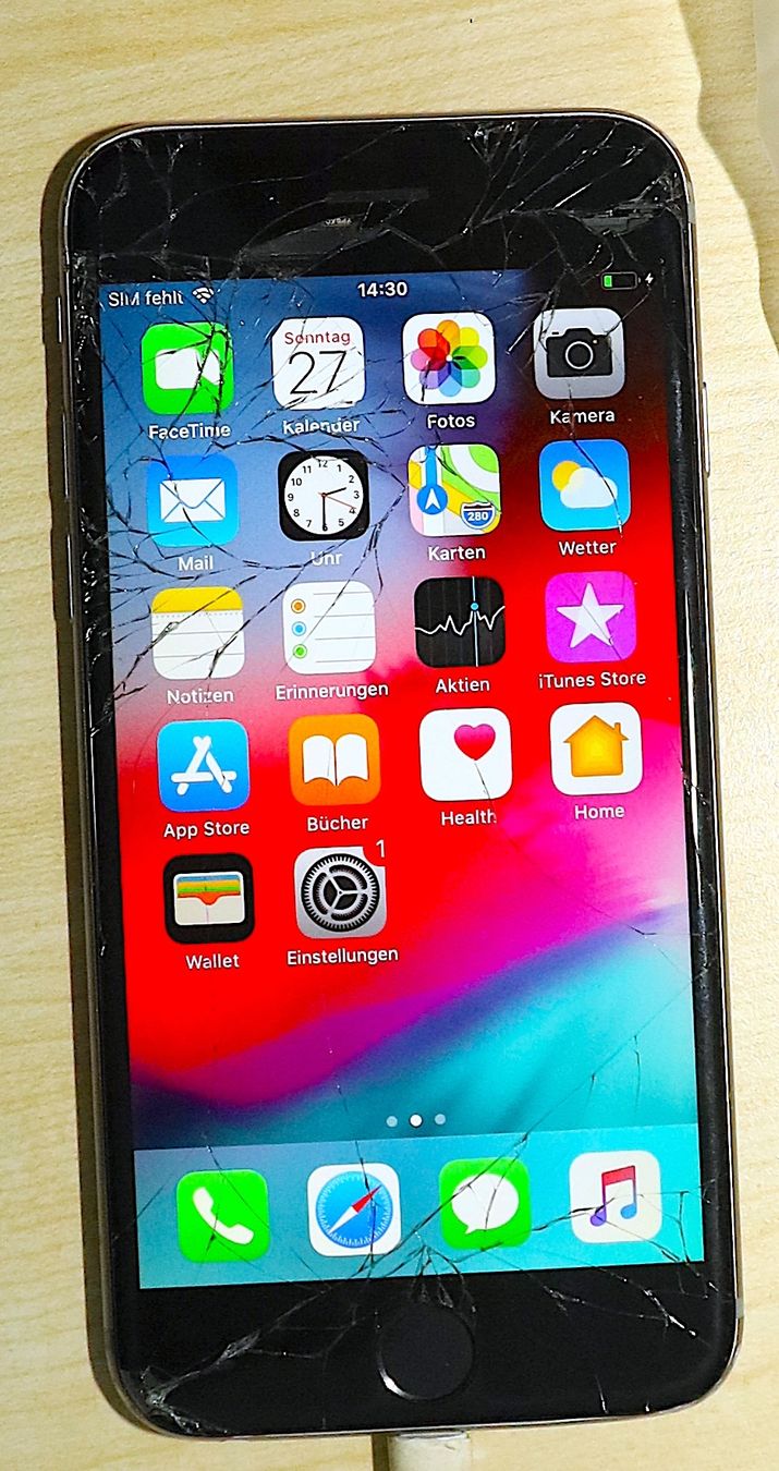 Apple Portables: iPhone 6  64 GB – D'occasion à Ipsach par Merlux