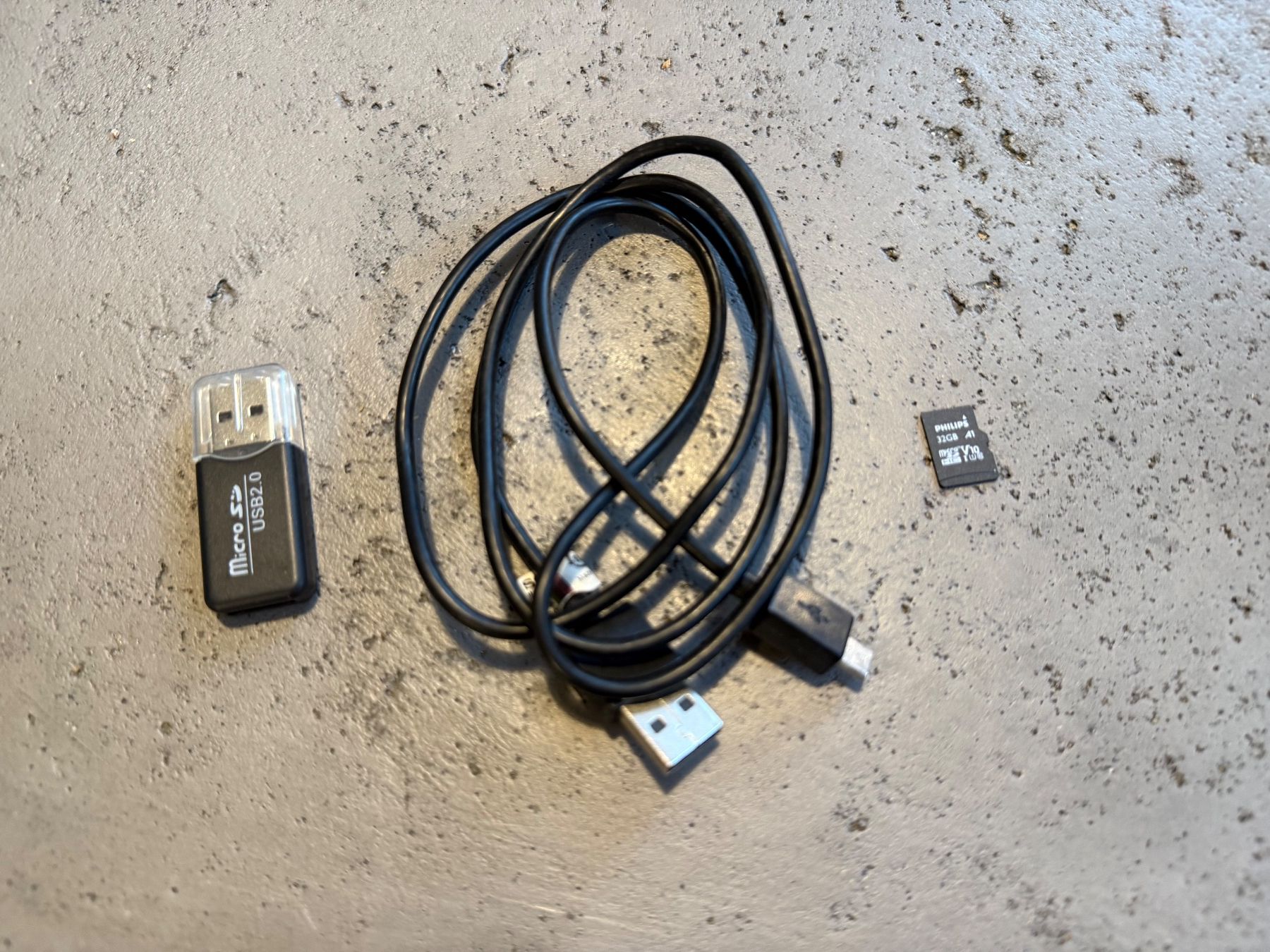 Videocamere: Mini caméra HD style clé de voiture NEUVE + micro SD 32 GB – Nuovo (secondo la descrizione) da Les Brenets venduto da cla_2mwb 1