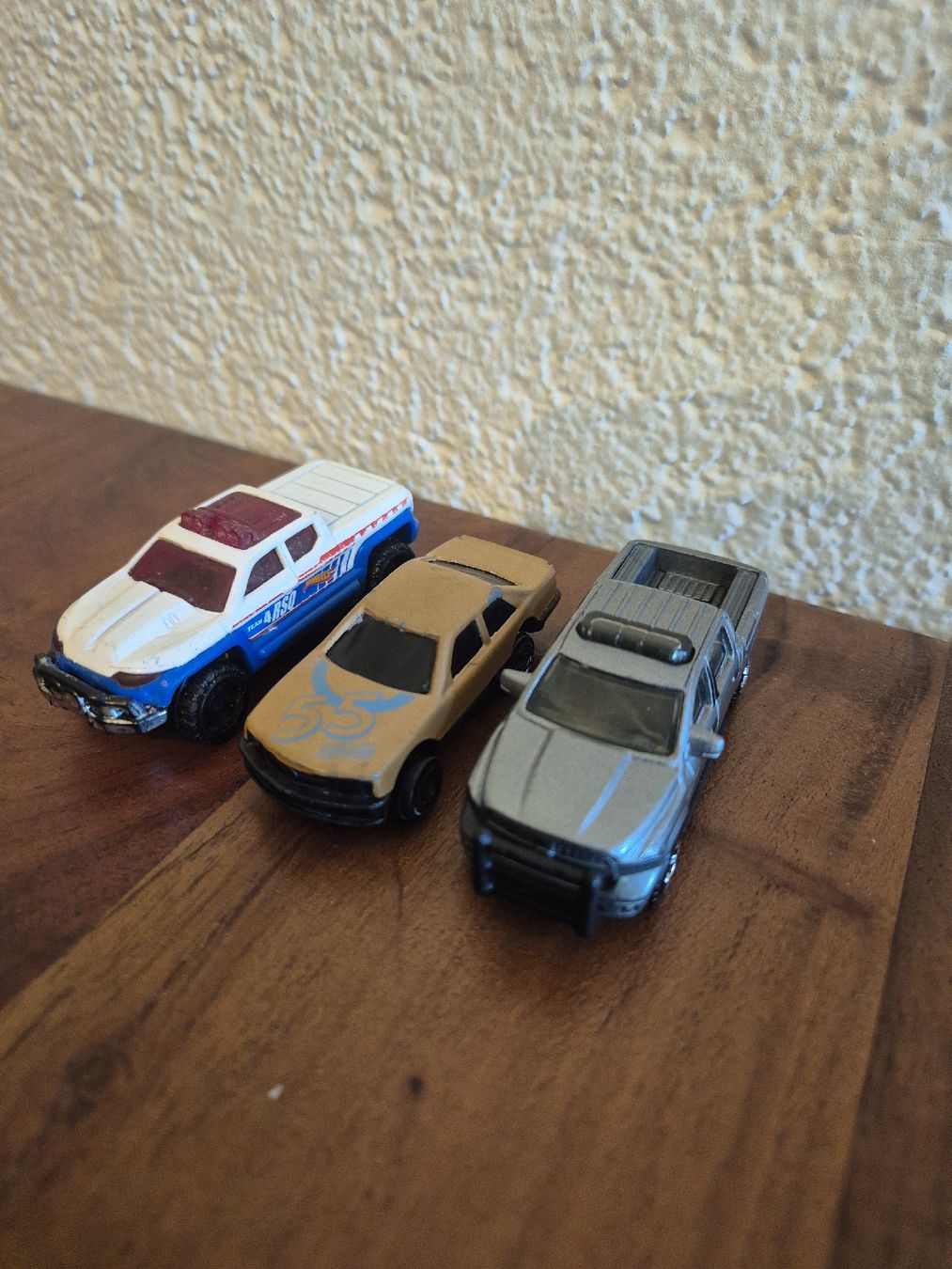 Jouets: Spielzeugautos 3er Set verschiedene Modelle  – D'occasion à Oberentfelden par Dan_r8jr 2