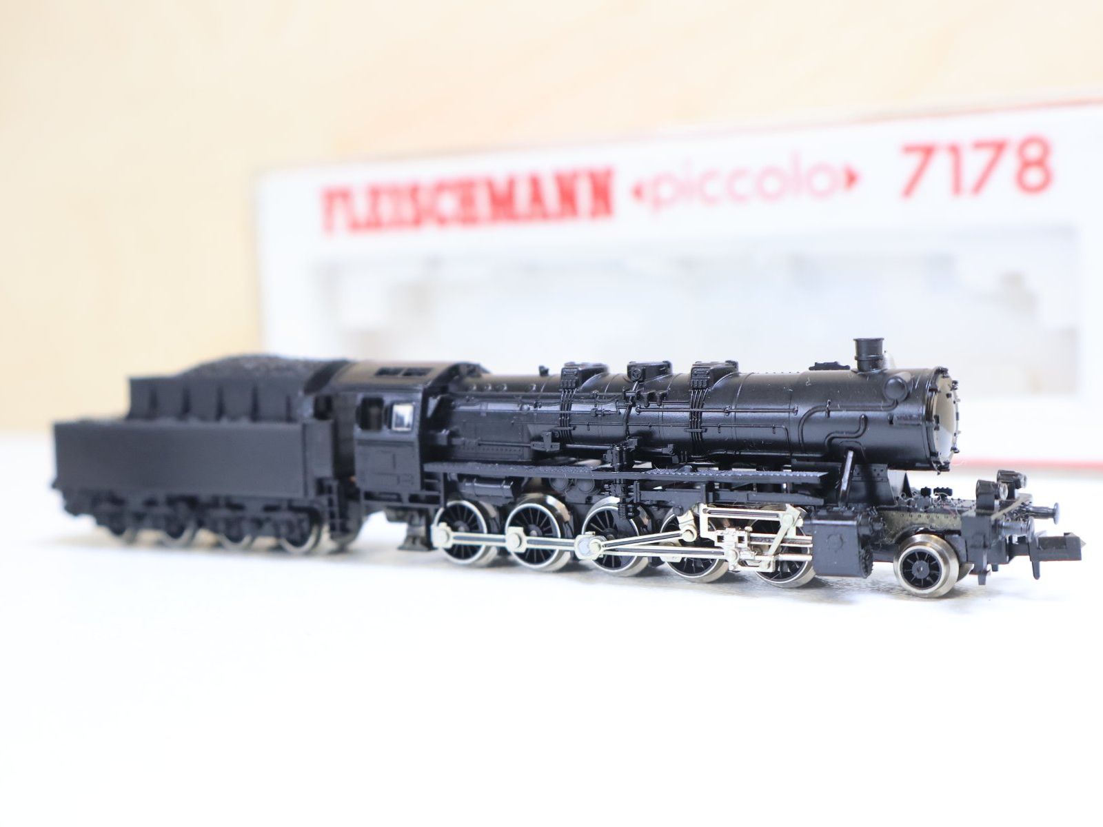 Fleischmann Modellini di ferrovie: Fleischmann ÖBB grosse Dampflok 7178 - Spur N – Usato da Winterthur venduto da Monstera