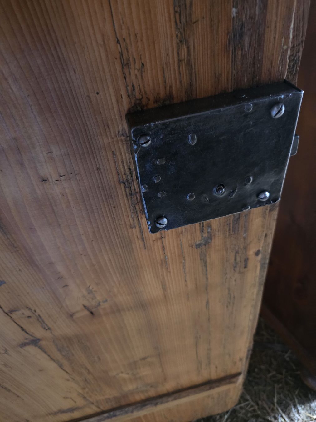 Armadi: antik armoire fribourgeoise sapin – Nuovo (secondo la descrizione) da Mittelhäusern venduto da mis_6kgm 3