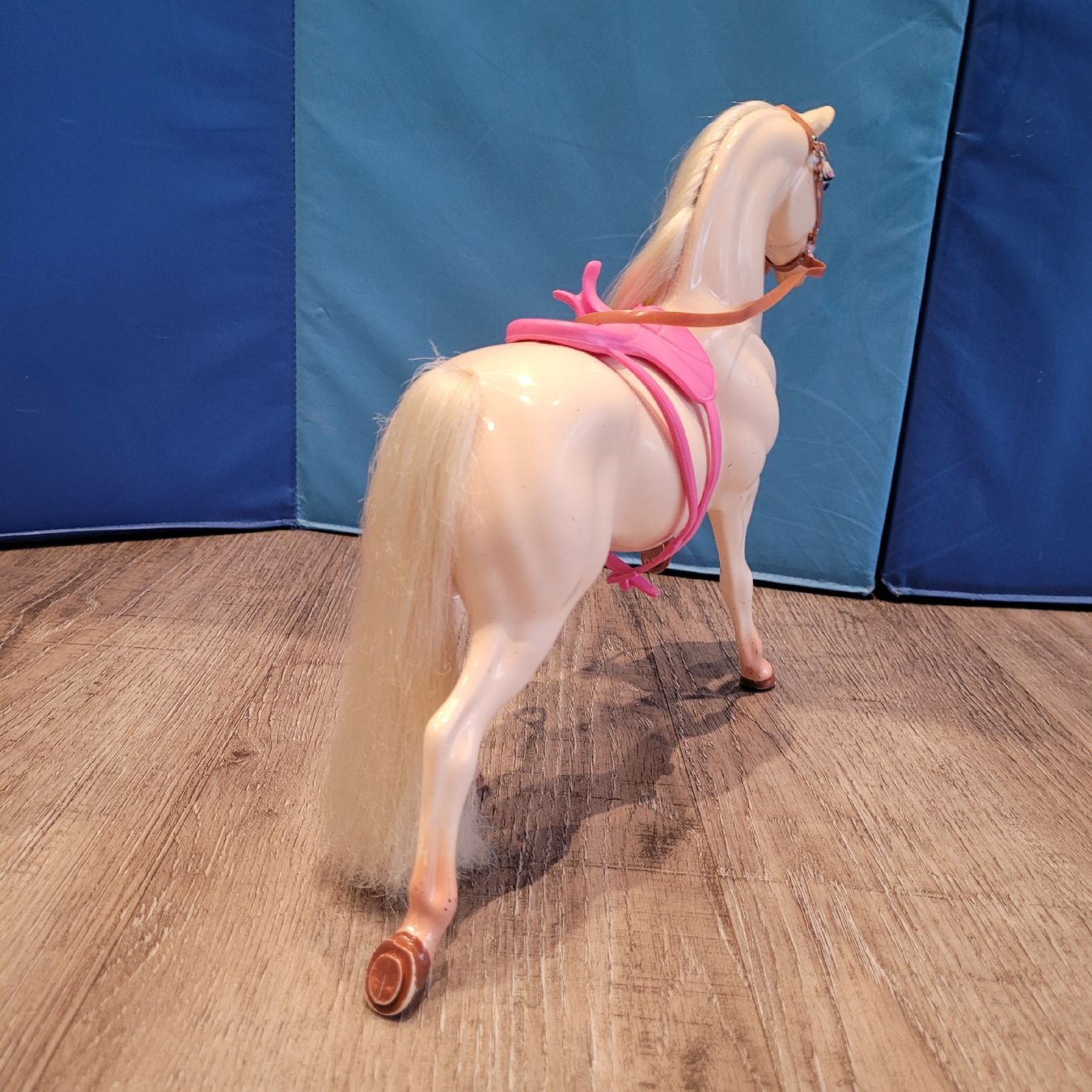 Giocattoli: Barbie Pferd Isabelle Farben – Usato da Niederbuchsiten venduto da klengyel 3