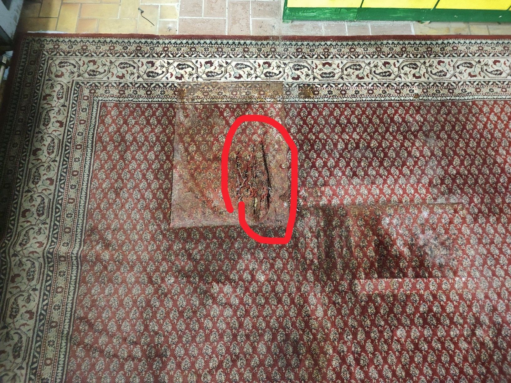 Tappeti: Grand tapis d'orient  – Usato da Vullierens venduto da Saway 3