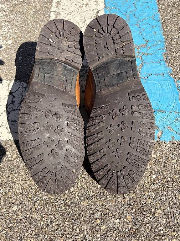 Herrenschuhe: Lederschuhe 42/43 – Gebraucht aus Basel von exakt-neutral 3