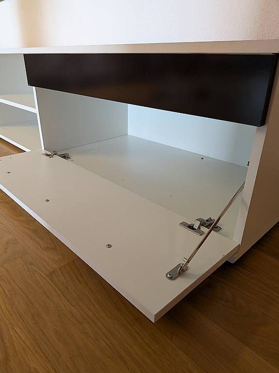 Meubles TV: TV Möbel – D'occasion à Schaffhausen par Winiwestside 2