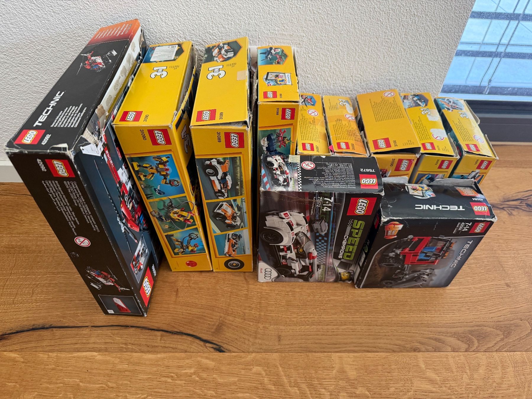 Lego Kit di costruzioni: LEGO Sammlung 11 Sets: Creator, Technic & Speed Champions – Usato da Arni AG venduto da Hrit