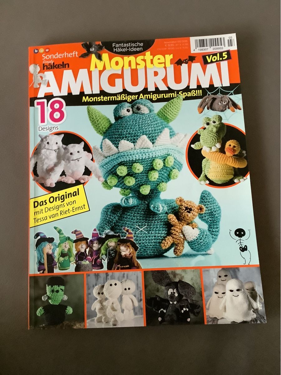 Zeitschriften & Magazine: Amigurumi Häkelheft, Monster, Vol. 5 – Gebraucht aus Appenzell-Steinegg von Schmipat