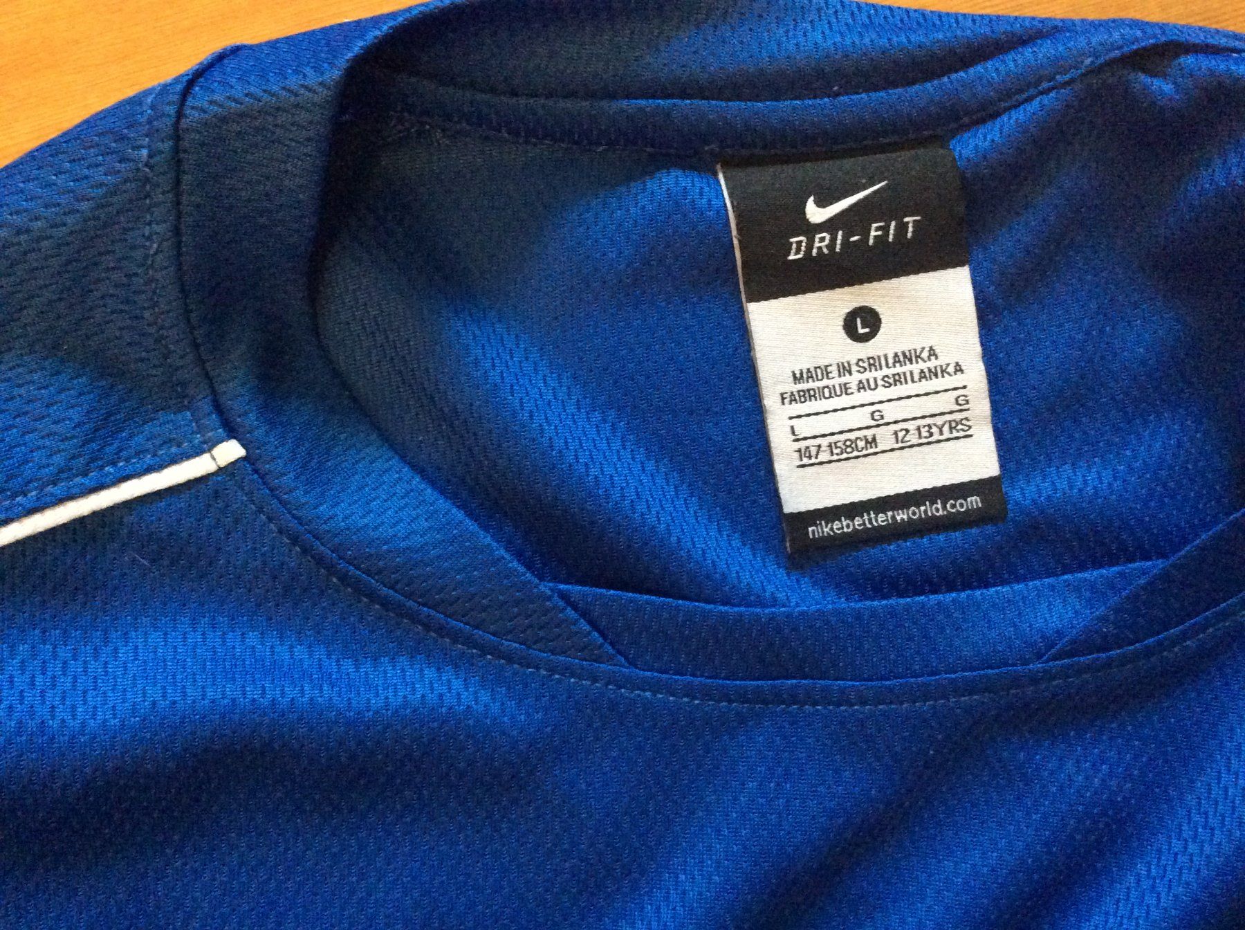 Nike Camicie, T-shirt & Polo: NIKE Bluse, SC Veltheim, Gr.146cm – Usato da Winterthur venduto da Kristiinag 1