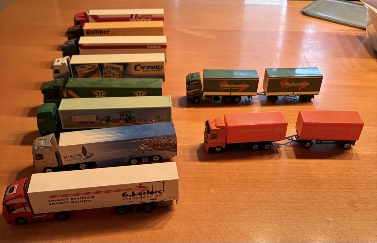 Kit di modellismo & Modellini statici: LKW Modelle 1/87 – Usato da Ziefen venduto da Yves0