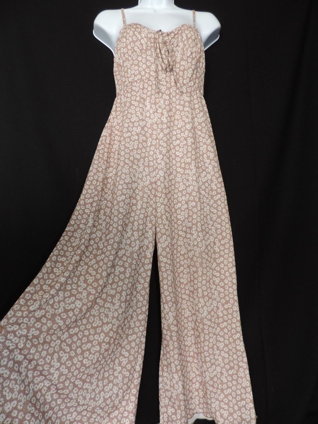 Pull&Bear Jumpsuits: combi à fleurs brun blanc – Gebraucht aus Genève von Axelle333