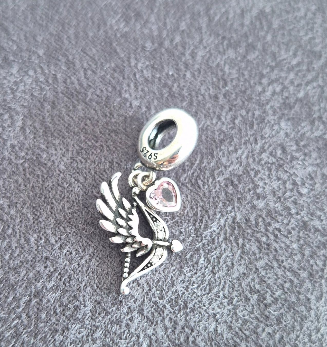 Ciondoli: Silber Charm Amor mit Pfeil +Garantie – Nuovo (secondo la descrizione) da Rotkreuz venduto da Carbone_Bijou-Shop