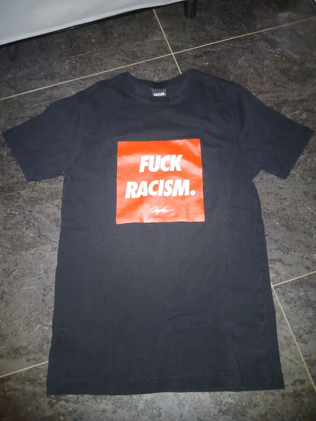 T-shirt: T-Shirt mit Motiv / Message – Nuovo (secondo la descrizione) da Galgenen venduto da Liv_Steinauer_1 4