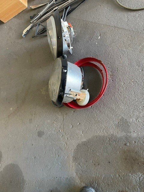 Porsche Fari: Frontscheinwerfer zu Porsche 964 – Usato da Muttenz venduto da abbiamo09 1