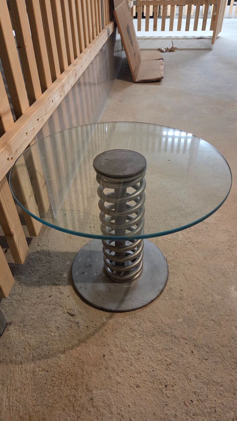 Tavoli: petite table ronde en verre – Usato da Martigny venduto da joh_529v