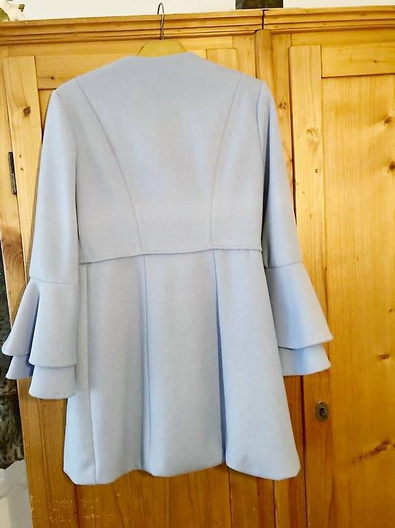 Cappotti: Magnifique manteau mode italienne – Usato da Lausanne venduto da nfv_92lt 1
