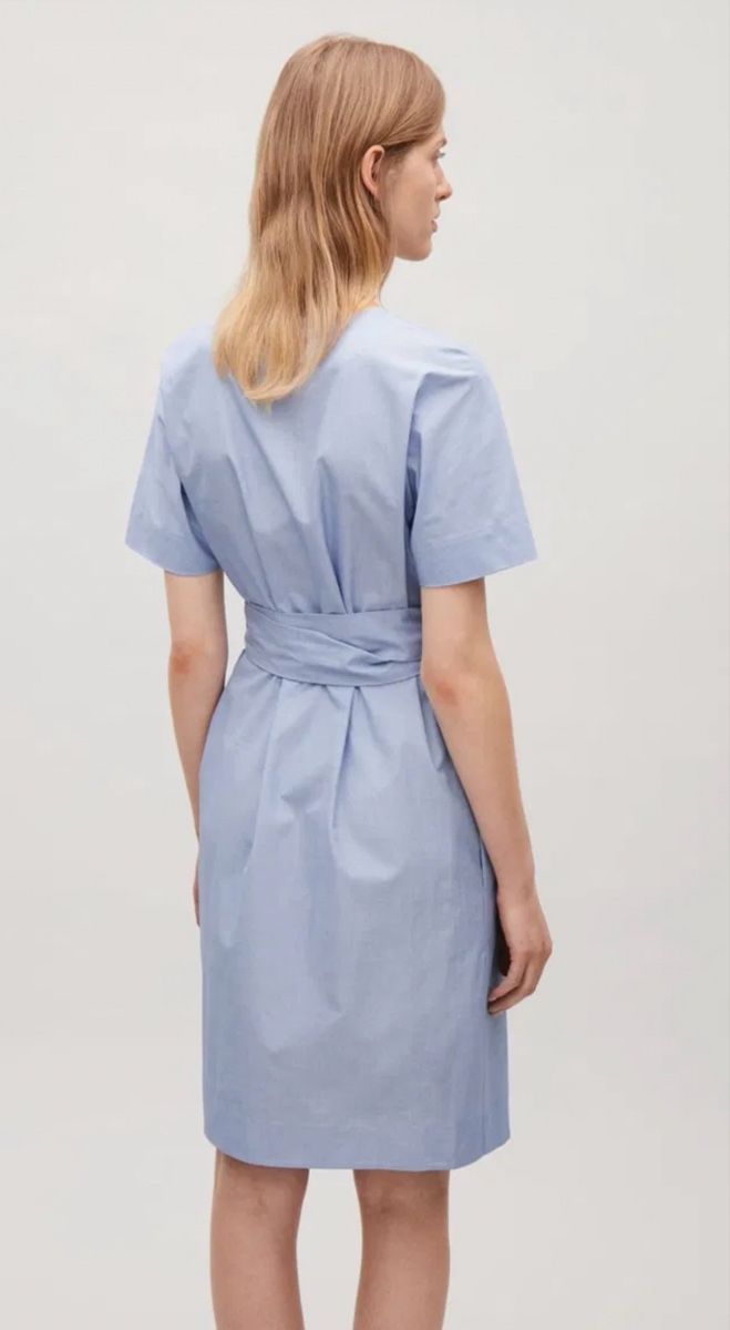 Cos Vestiti: COS blaues Wickelkleid – Usato da Zürich venduto da lad_lv9c 3