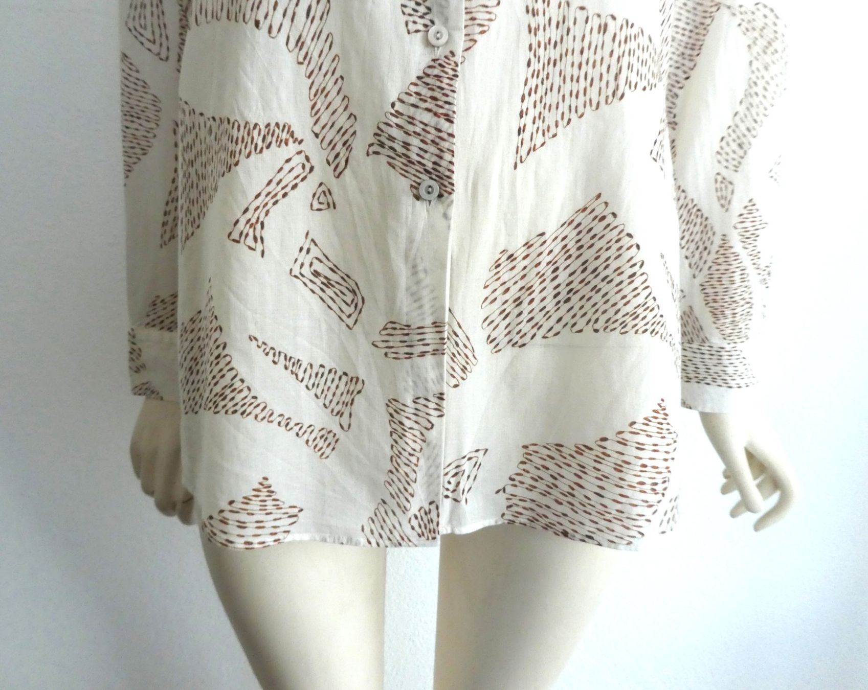 Massimo Dutti Camicette: Massimo Dutti BW Bluse neuwertig, Gr. 44 – Usato da Berneck venduto da chouchou1415 2
