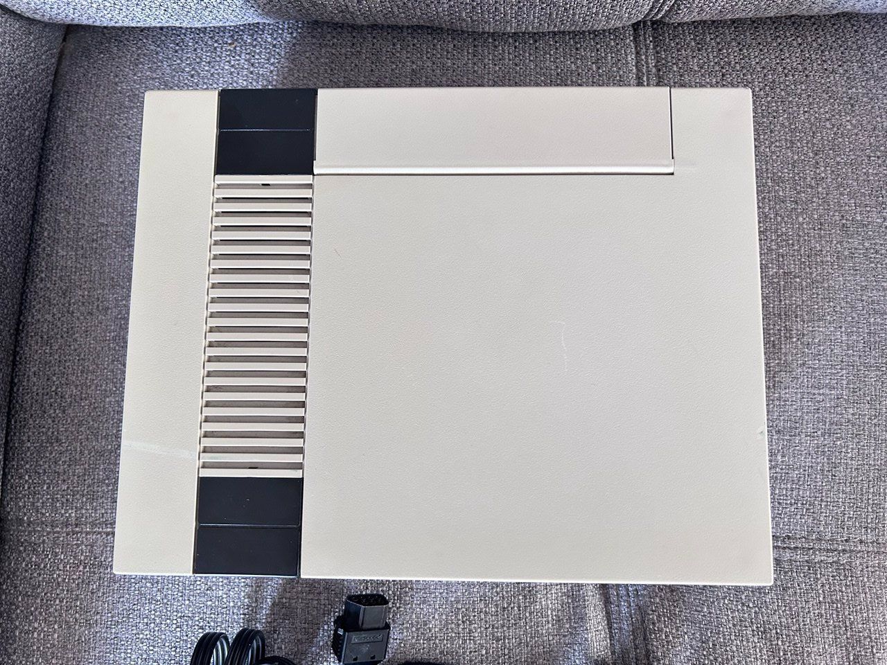 Nintendo Konsolen: Nintendo NES Console + 2 Controller + Cavo AV - Ottimo Stato – Gebraucht aus Giubiasco von LorisVale 1