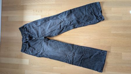 Jeans Damen dunkelgrau, Grösse S/M, Marke Uniqlo