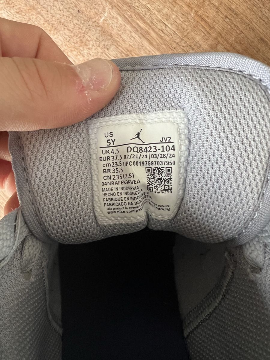 Jordan Scarpe per ragazzi: Nike Air Jordan 1  – Usato da Ammerzwil BE venduto da Schmiedi_78 5